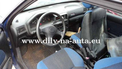 Peugeot 106 modrá na náhradní díly Praha / dily-na-auta.eu