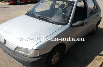 Peugeot 106 šedá metalíza na díly Brno / dily-na-auta.eu