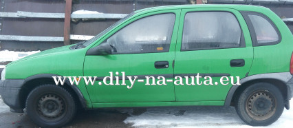 Opel Corsa zelená na díly Brno / dily-na-auta.eu