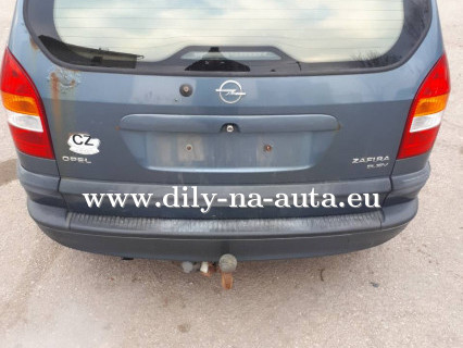 Opel Zafira šedá na náhradní díly Brno / dily-na-auta.eu