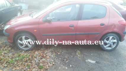 Peugeot 206 vínová na díly Plzeň / dily-na-auta.eu