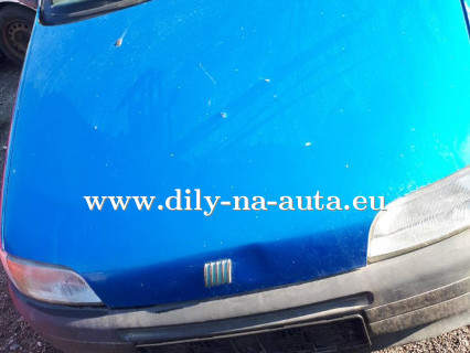 Fiat Punto 3dv. modrá na náhradní díly Brno / dily-na-auta.eu