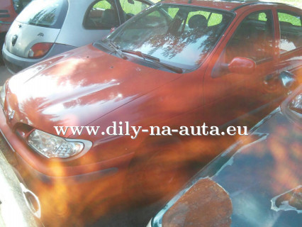 Renault Megane červená na náhradní díly Písek / dily-na-auta.eu