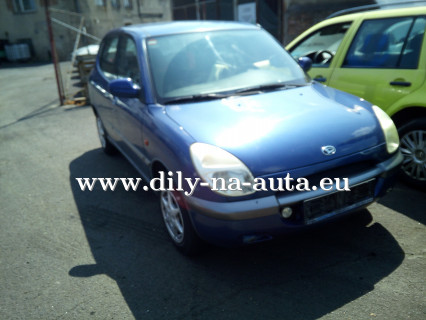 Daihatsu Sirion modrá - díly z tohoto vozu