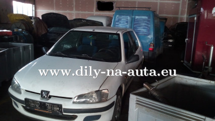 Peugeot 106 bílá - díly z tohoto vozu / dily-na-auta.eu