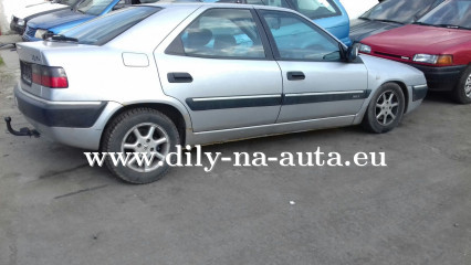 Citroen Xantia stříbrná na náhradní díly Tábor