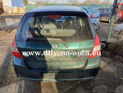 Honda Jazz zelená na náhradní díly Pardubice / dily-na-auta.eu