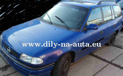 Opel Astra modrá na náhradní díly Praha / dily-na-auta.eu