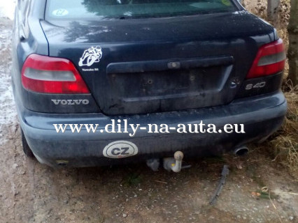 Volvo S40 modrá na díly České Budějovice / dily-na-auta.eu