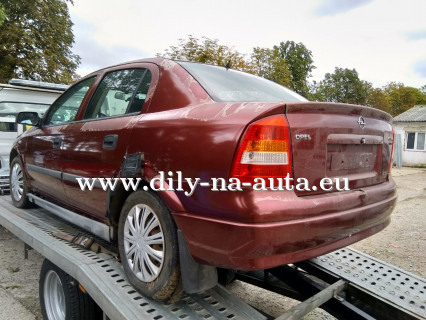 Opel Astra / dily-na-auta.eu