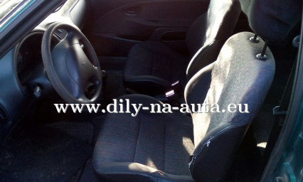 Citroen saxo 1.1 modrá na díly ČB / dily-na-auta.eu